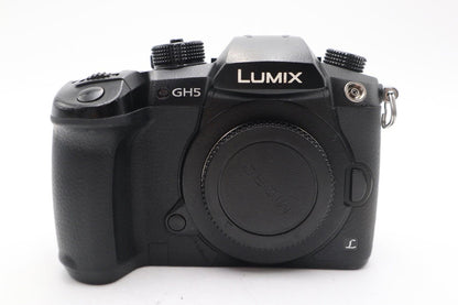 Panasonic DMC-GH5 Mirrorless Camera 20MP Body Only, Shutter 5589, Good Condition