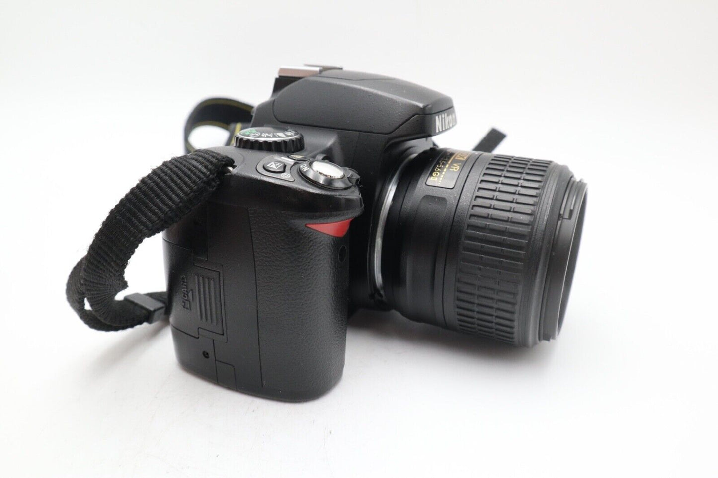 Nikon D40x Camera 10.2MP DSLR with 18-55mm, Shutter Count 17167, Good Condition