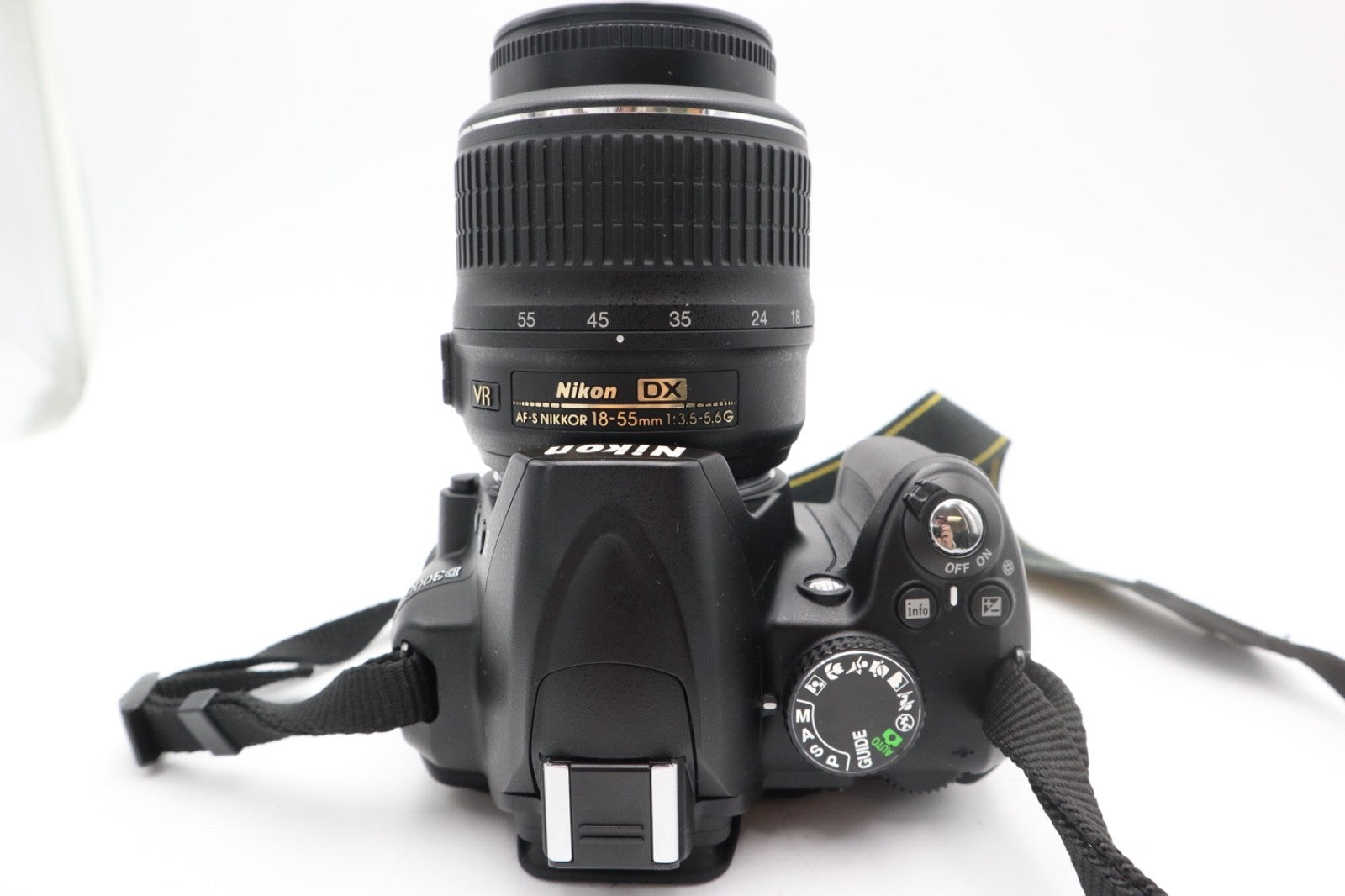 Nikon D3000 DSLR Camera 10.2MP with 18-55mm, Shutter Count 6194, Very Good Cond