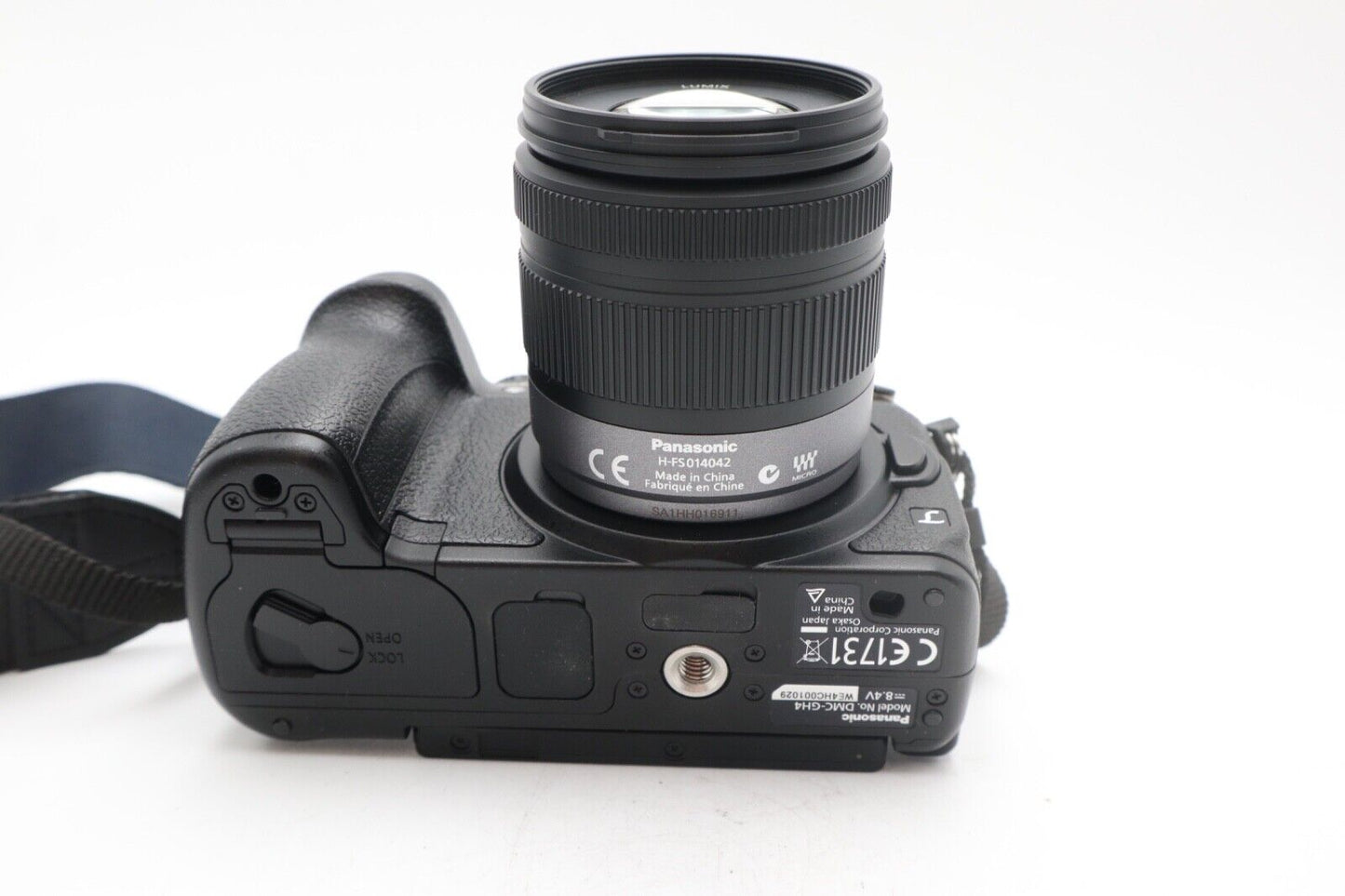 Panasonic DMC-GH4 Mirrorless Camera 16MP 4K with 14-42mm, Shutter Count 188