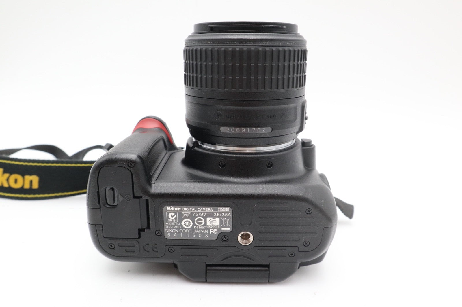Nikon D5000 DSLR Camera 12.3MP with 18-55mm, Shutter Count 1476, VGood Condition
