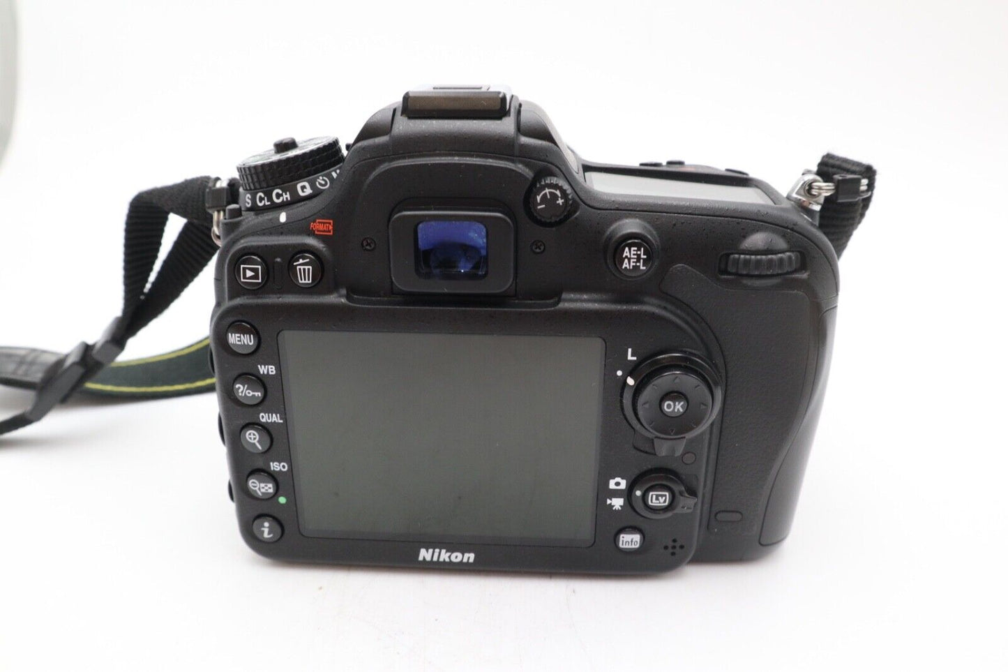 Nikon D7100 DSLR Camera 24.1MP with 18-55mm, Shutter Count 10489, Very Good Cond