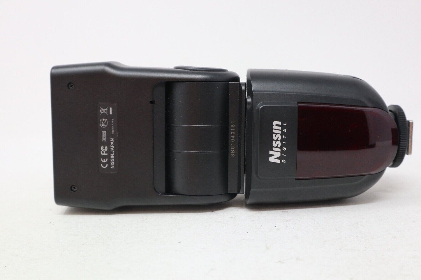 Nissin Di700 Flashgun For Nikon DSLR Camera, TTL , Active Interface Shoe