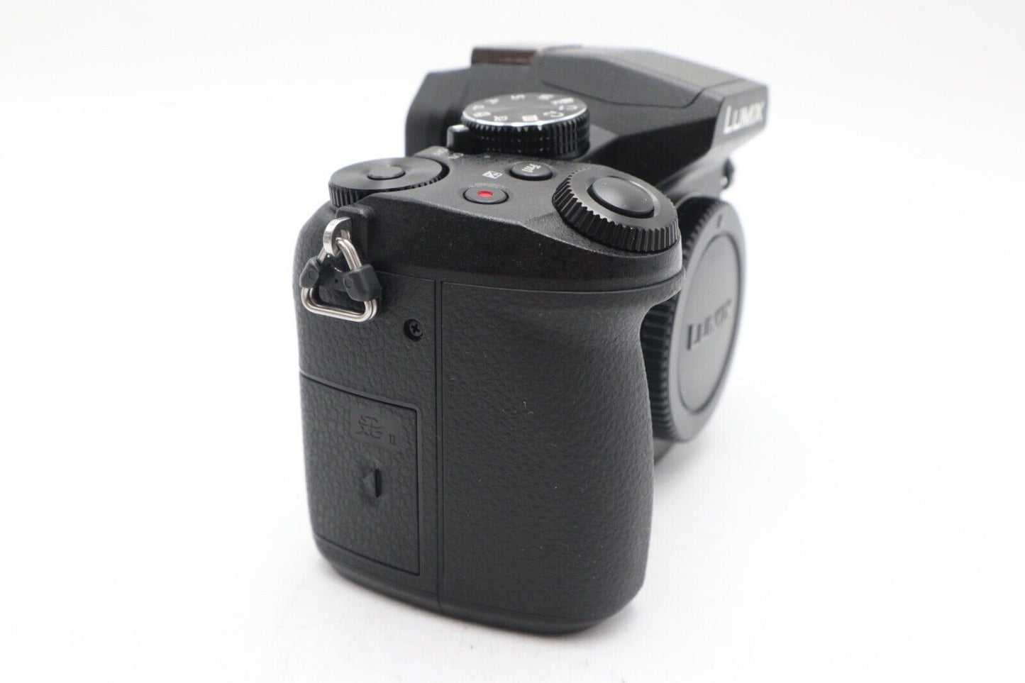 Panasonic G80 Mirrorless Camera 16MP Body Only, Shutter Count 12251, Exc. REFURB
