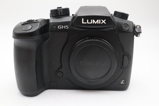 Panasonic DMC-GH5 Mirrorless Camera 20MP Body Only, 4K Video, Shutter Count 9015