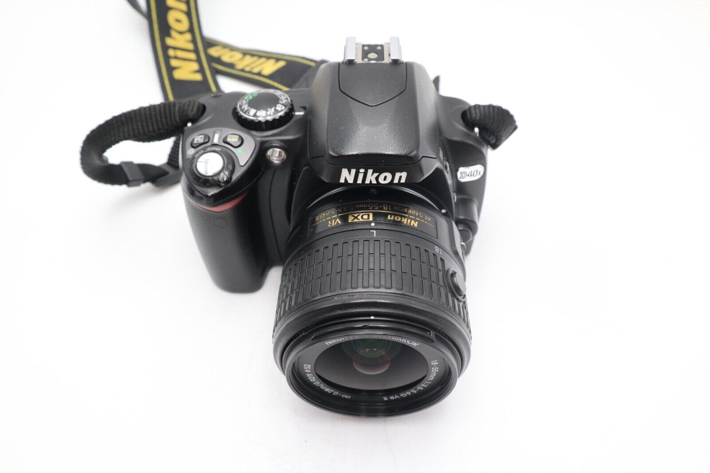 Nikon D40x Camera 10.2MP DSLR with 18-55mm, Shutter Count 17167, Good Condition
