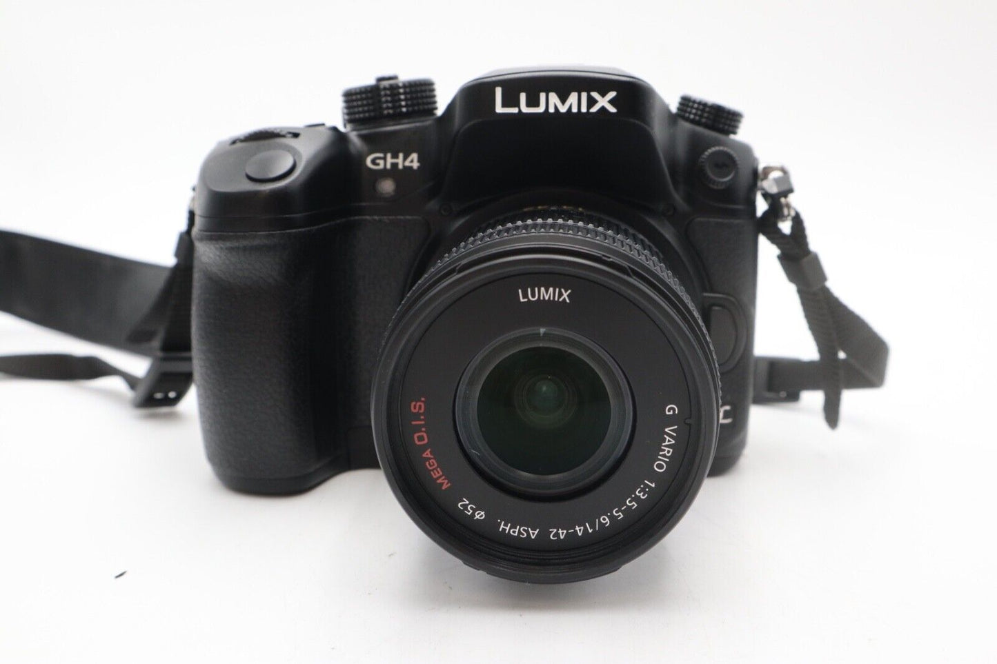 Panasonic DMC-GH4 Mirrorless Camera 16MP 4K with 14-42mm, Shutter Count 188