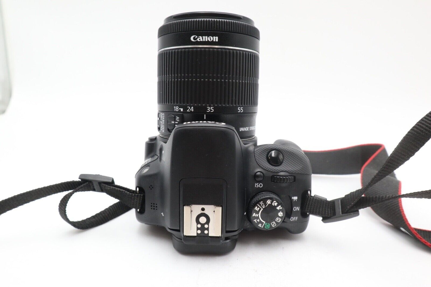 Canon 100D DSLR Camera 18MP with 18-55mm Shutter Count 790, Very Good Condition