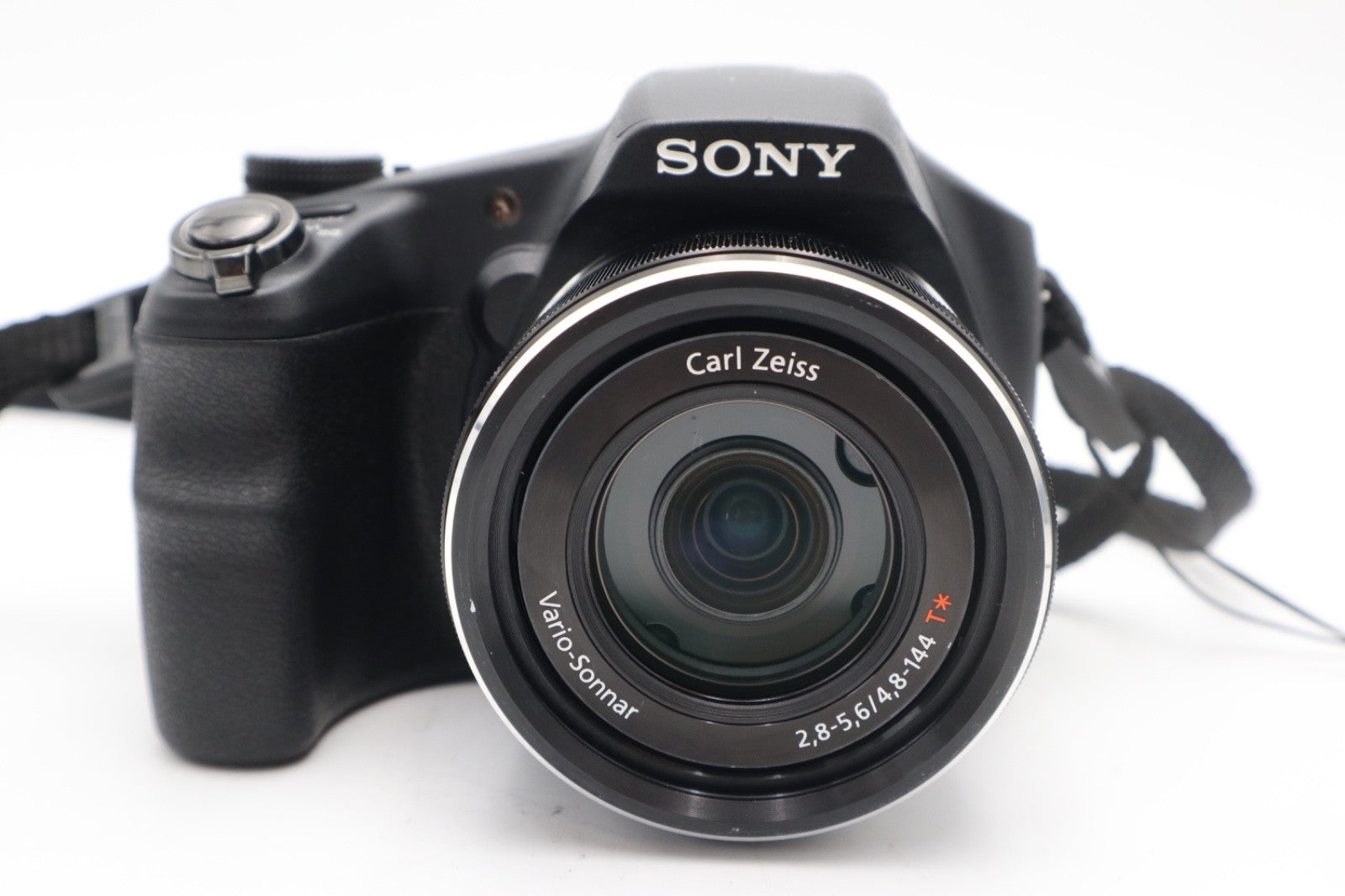 Sony Cyber-Shot DSC-HX200 Camera 18.2MP, Digital Bridge, 30x Zoom, Good Cond.