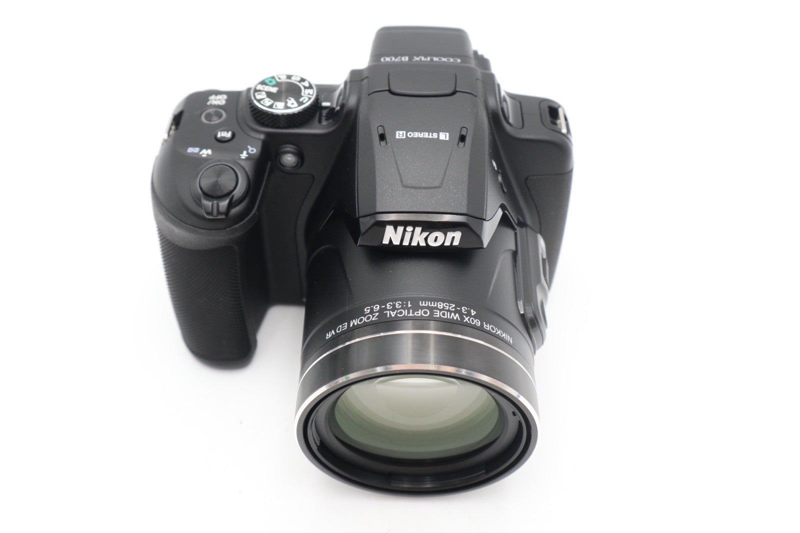 Nikon B700 Bridge Camera 20.3MP, 60x Optical Zoom, 4K , Wi-Fi, V. Good Condition