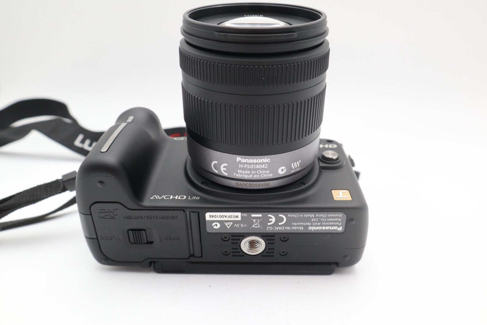 Panasonic G2 Digital Camera 12.1MP with 14-42mm Lens, S. Count 206, V.Good Cond.