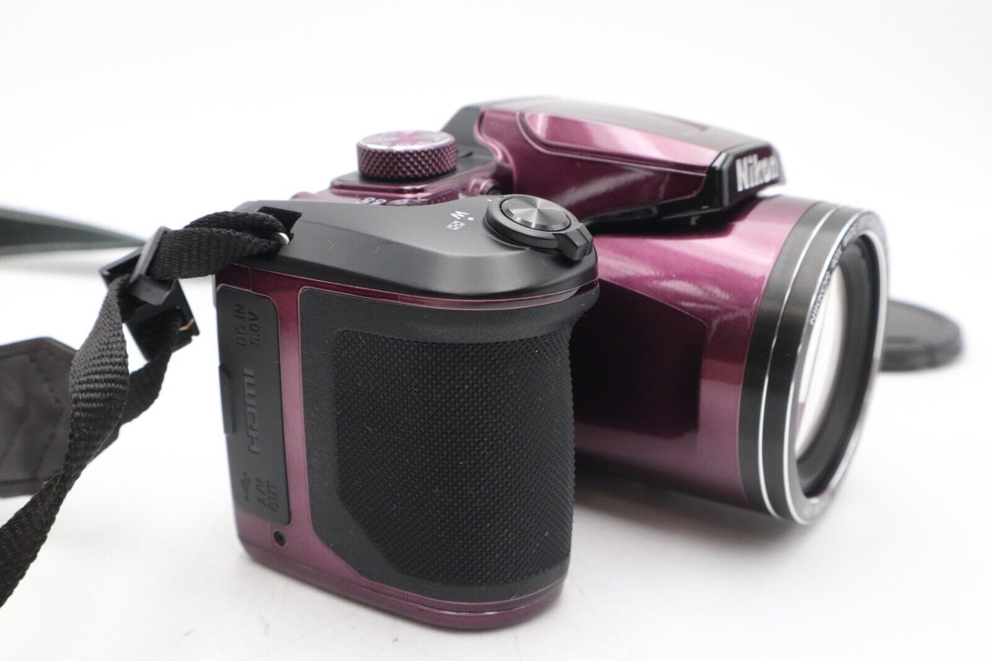 Nikon B500 Bridge Camera 16.0MP, 40x Optical Zoom, Bluetooth, Wi-Fi, V. G. Cond.
