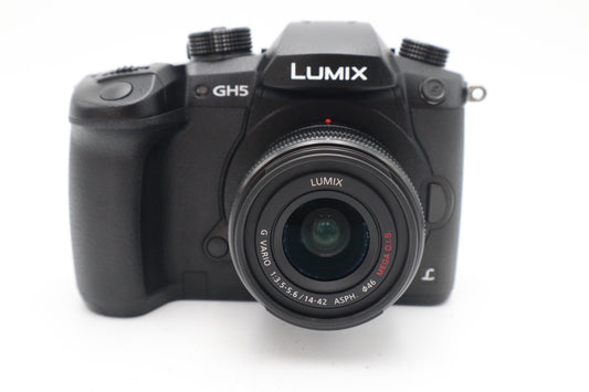 Panasonic DMC-GH5 Mirrorless Camera 20MP with 14-42mm, 4K Video,Shutter Count 84