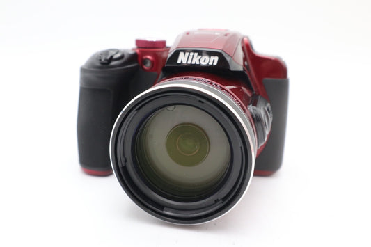 Nikon B700 Bridge Camera 20.3MP, 60x Optical Zoom, 4K , Wi-Fi, Good Condition