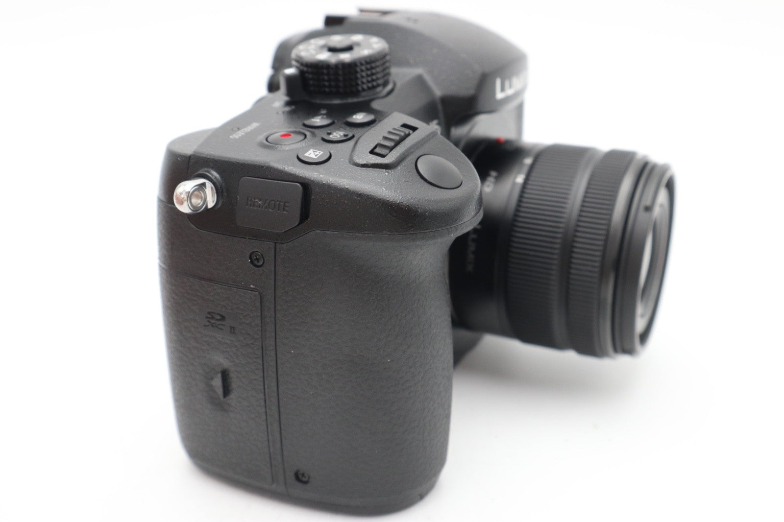 Panasonic DMC-GH5 Mirrorless Camera 20MP with 14-42mm, 4K Video,Shutter Count 84