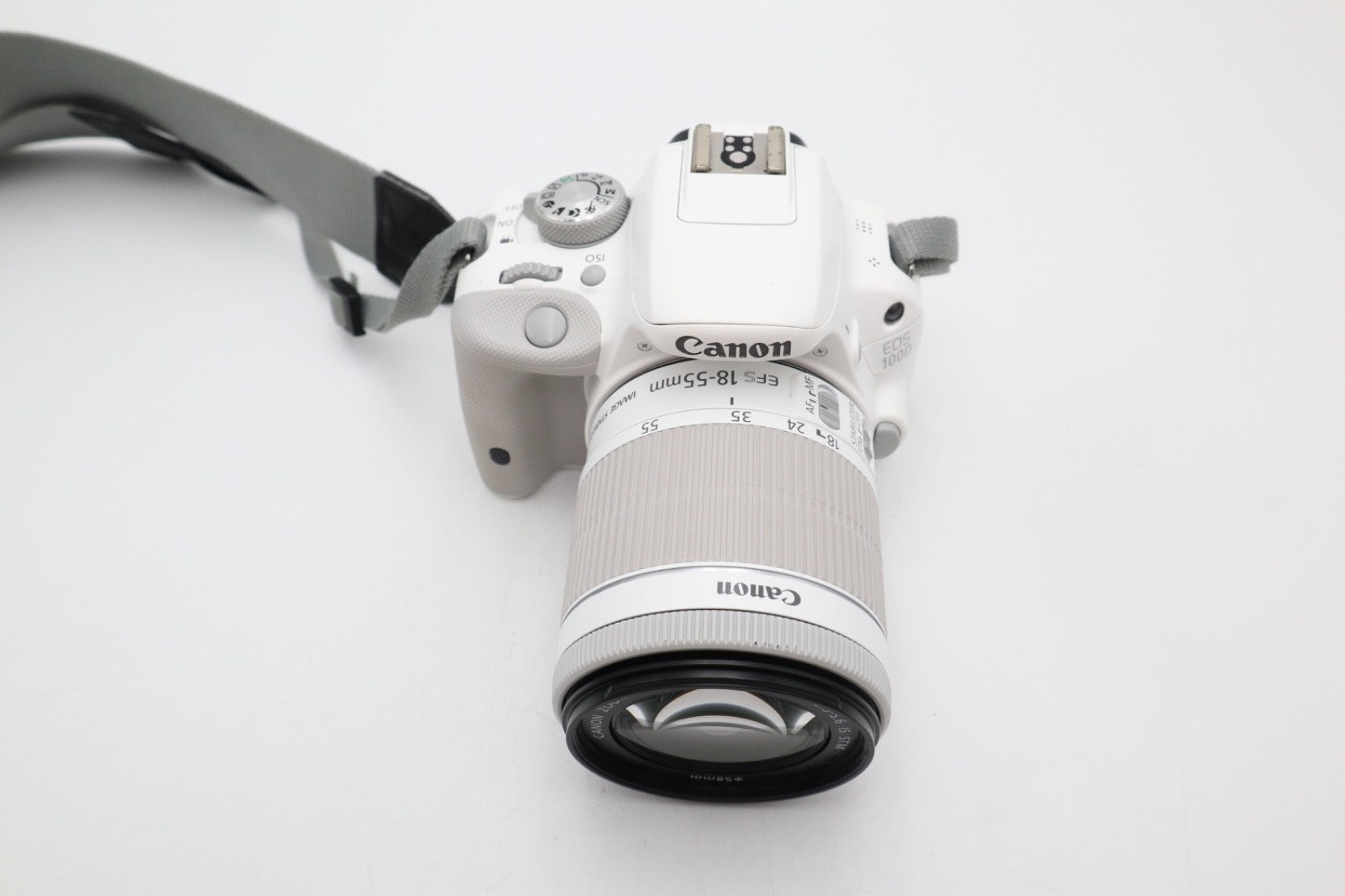 Canon 100D DSLR Camera 18MP with 18-55mm Shutter Count 4491, Good Condition