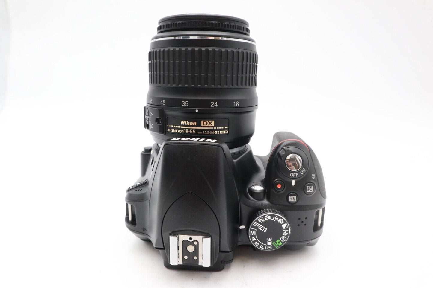 Nikon D3300 DSLR Camera 24.2MP with 18-55mm, Shutter Count 2376, Very Good Cond.