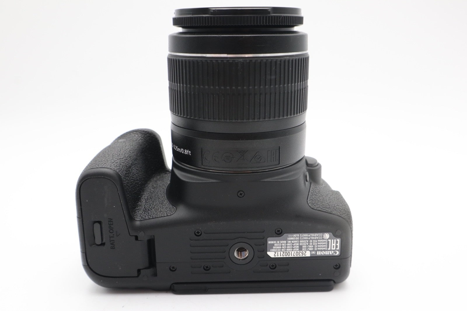 Canon 77D DSLR Camera 24.2MP with 18-55mm, Shutter Count 7216, Very Good REFURB.