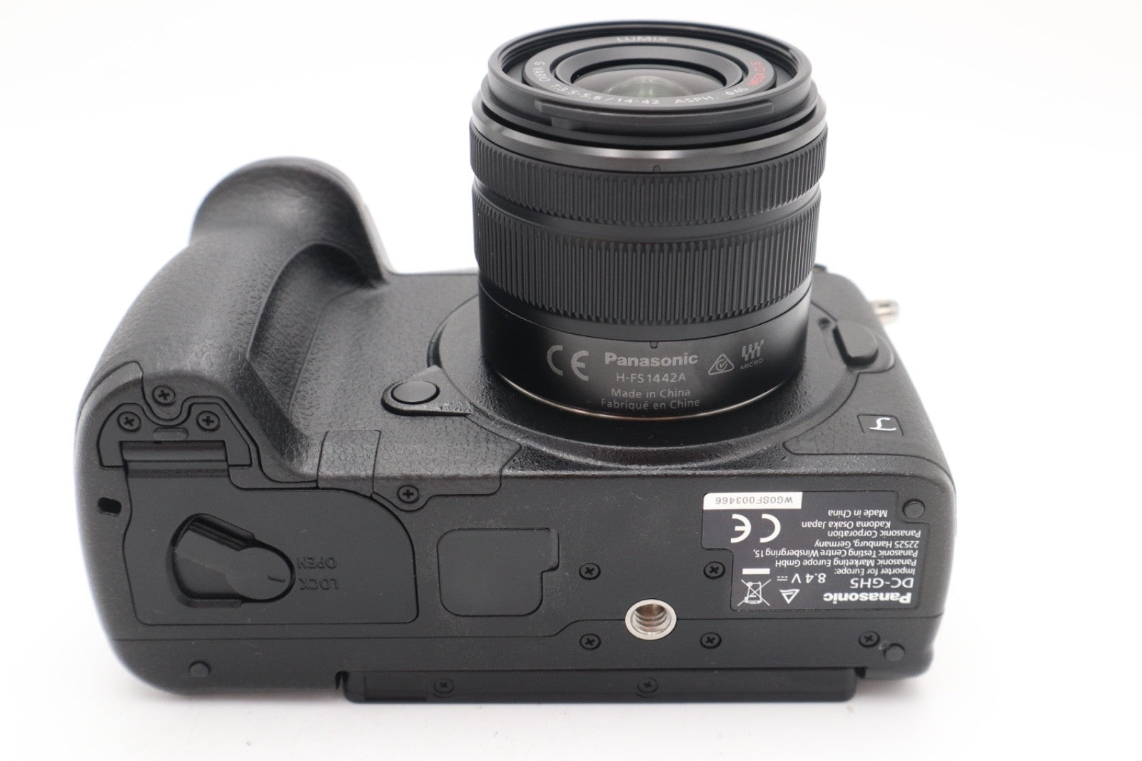 Panasonic DMC-GH5 Mirrorless Camera 20MP with 14-42mm, 4K Video,Shutter Count 84
