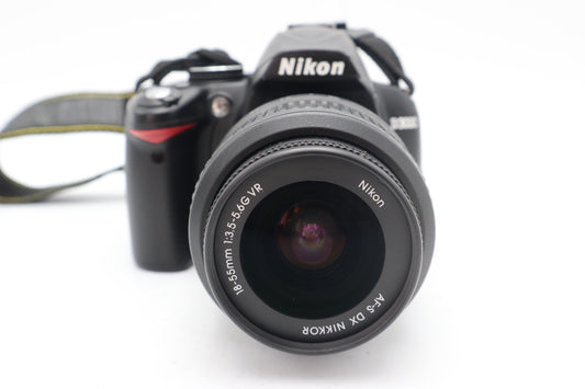 Nikon D3000 DSLR Camera 10.2MP with 18-55mm, Shutter Count 4753, Very Good Cond