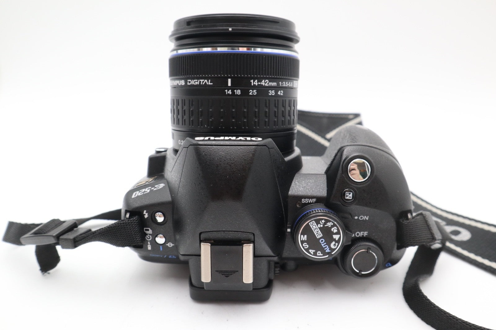 Olympus E-520 DSLR Camera 10.0MP with 14-42mm and 40-150mm Lenses, Good Cond.