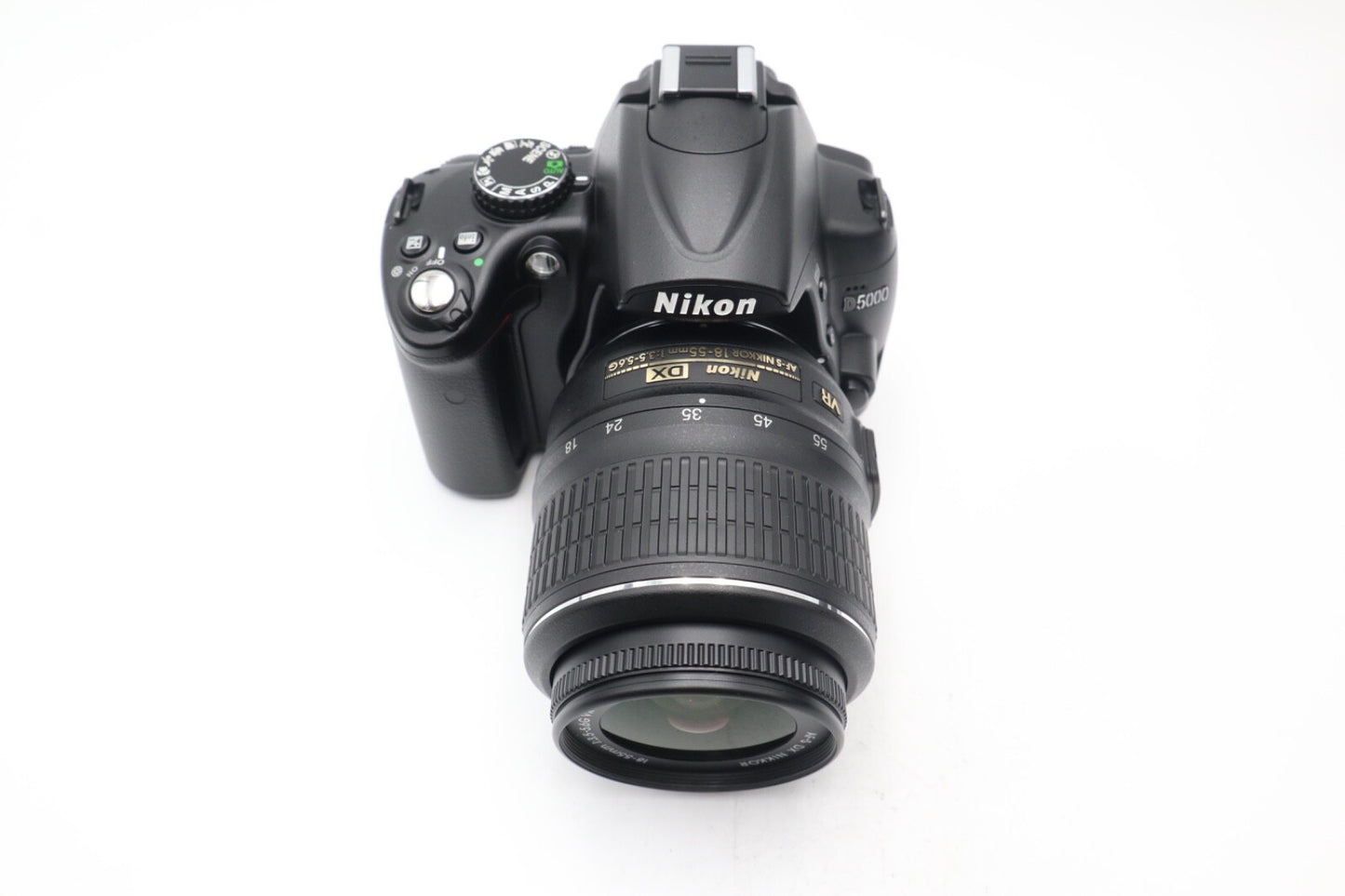 Nikon D5000 DSLR Camera 12.3MP with 18-55mm, Shutter Count 3369, Very Good Cond.
