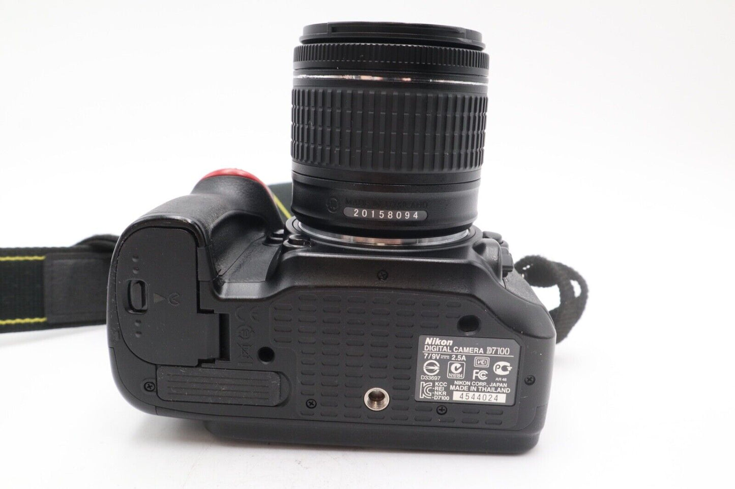Nikon D7100 DSLR Camera 24.1MP with 18-55mm, Shutter Count 10489, Very Good Cond