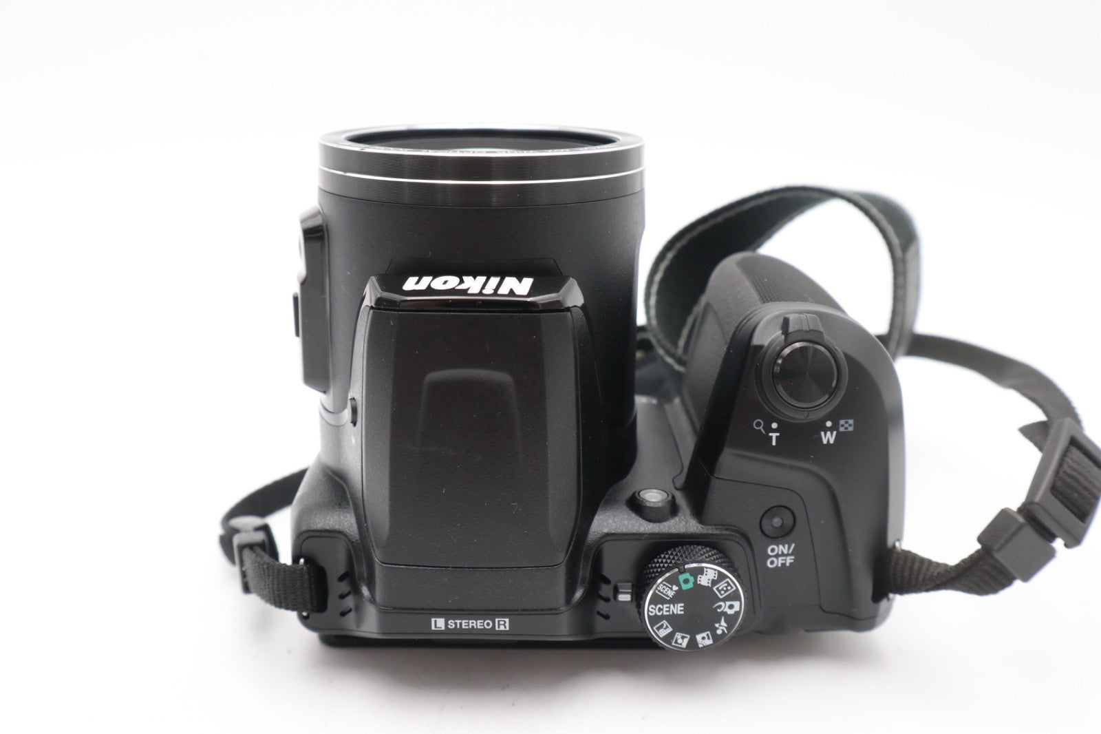 Nikon B500 Bridge Camera 16.0MP, 40x Optical Zoom, Bluetooth, Wi-Fi, V. G. Cond.