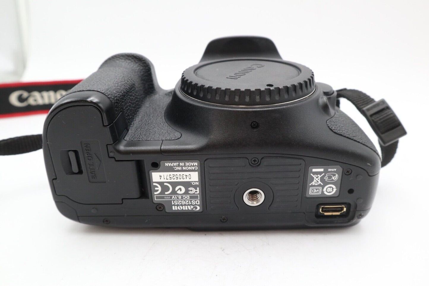 Canon EOS 7D Camera DSLR 18.0MP Body Only, Shutter Count 19098 , Very Good Cond.