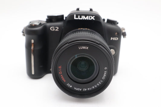 Panasonic G2 Digital Camera 12.1MP with 14-42mm Lens, S. Count 64, V.Good Cond.