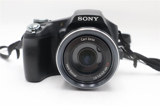 Sony Cyber-Shot HX100 Camera 16.2MP, Digital Bridge, 30x Zoom, Good Condition