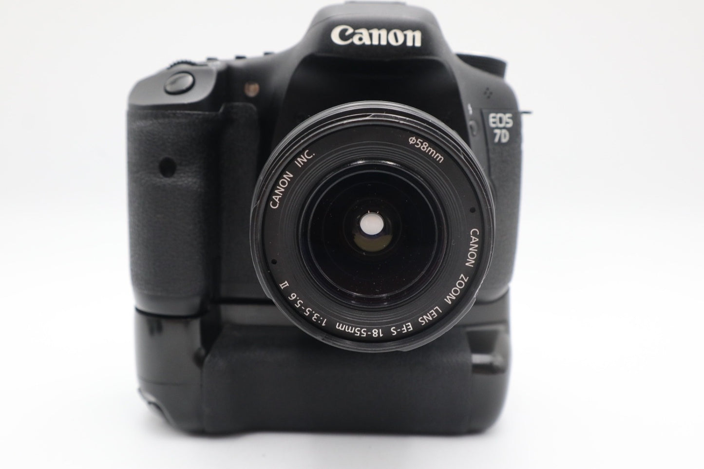 Canon EOS 7D Camera DSLR 18MP with 18-55mm, Shutter Count 18%, Good Condition