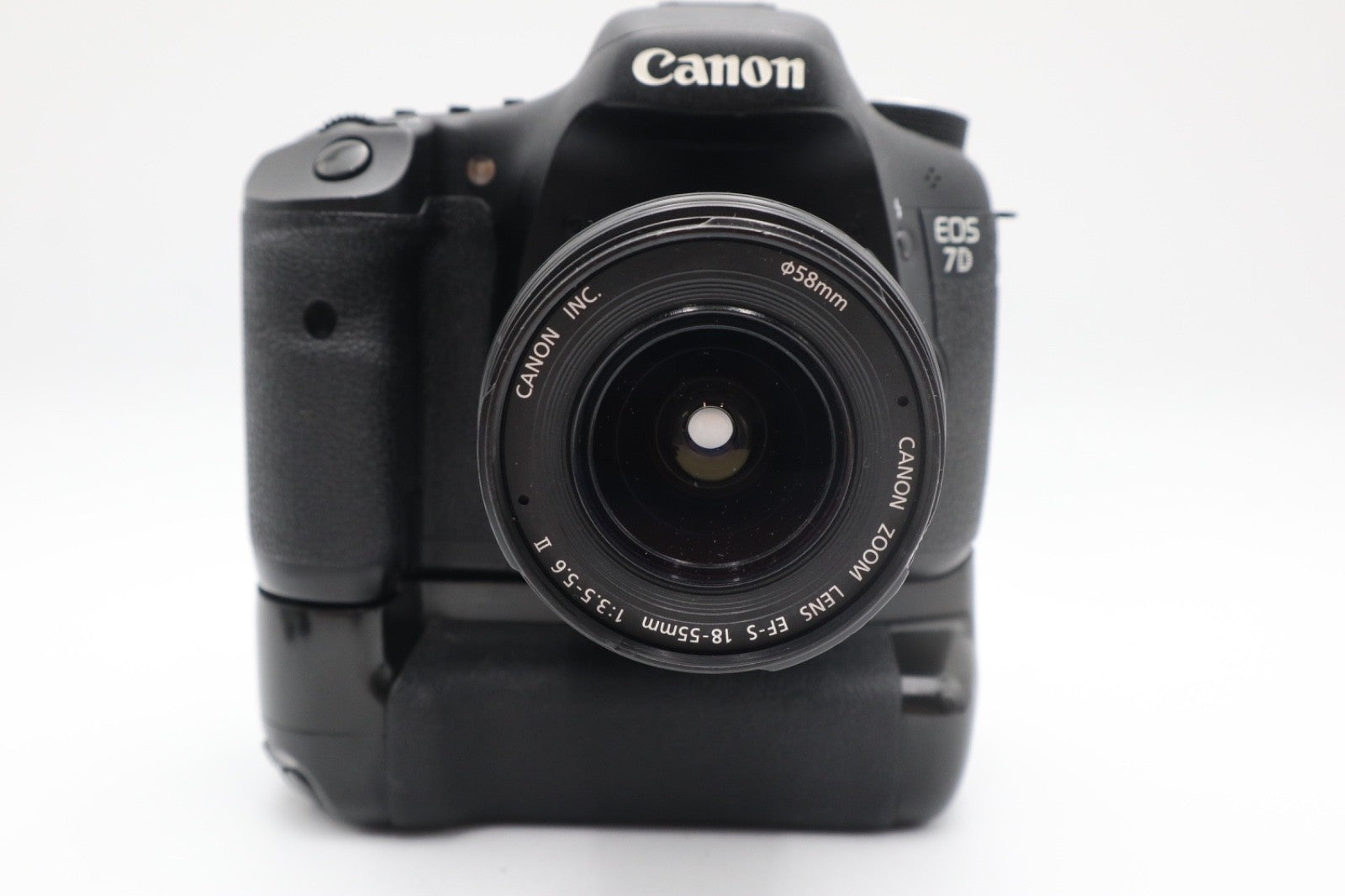 Canon EOS 7D Camera DSLR 18MP with 18-55mm, Shutter Count 18%, Good Condition
