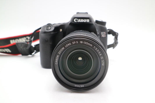 Canon 70D DSLR Camera 20.2MP with 18-135mm STM Shutter C. 14745 Good REFURBISHED