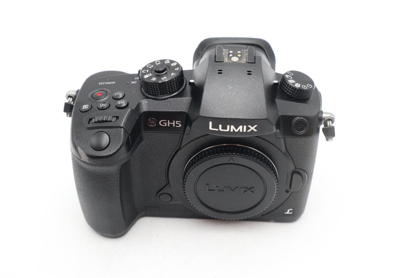 Panasonic DMC-GH5 Mirrorless Camera 20MP Body Only, Shutter 7400, G. REFURBISHED