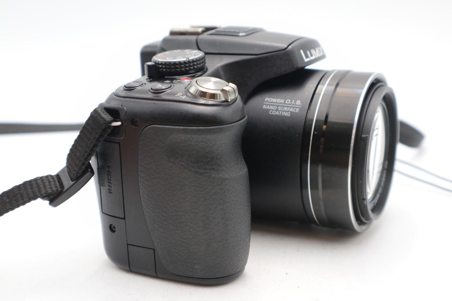 Panasonic LUMIX DMC-FZ200 Camera 12.1 MP, 24x Zoom, Good Condition