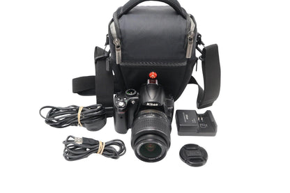 Nikon D5000 DSLR Camera 12.3MP Kit with 18-55mm, Shutter Count 13281, Good Cond.
