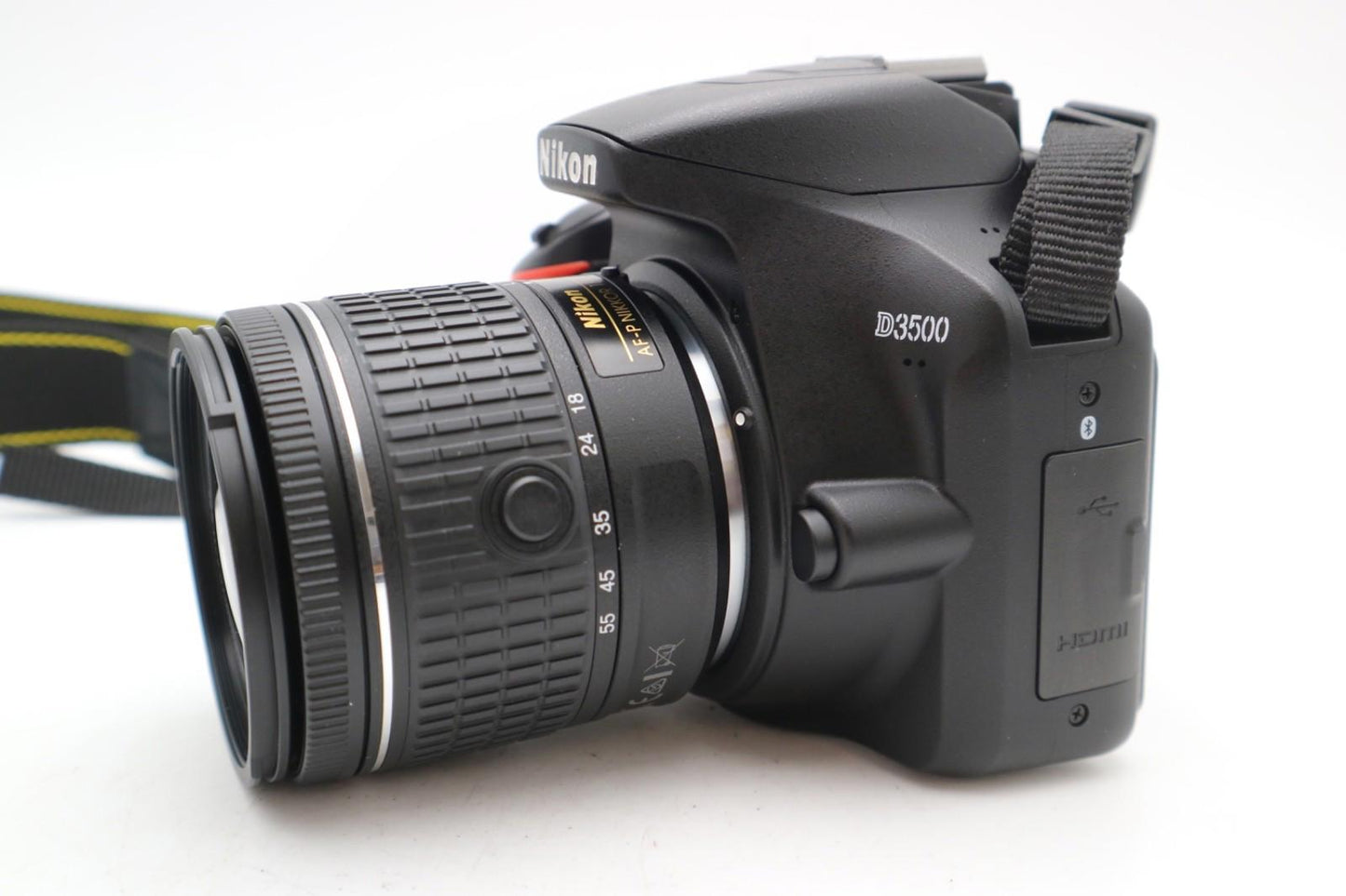 Nikon D3500 DSLR Camera 24.2MP with 18-55mm, Shutter Count 553 V.G. REFURBISHED