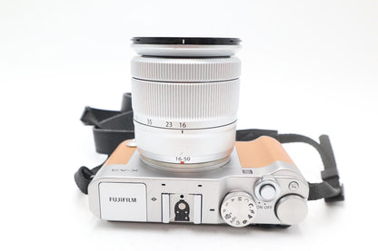 Fujifilm X-A3 Mirrorless Camera 24MP with 16-50mm Lens X Series, Very Good Cond.