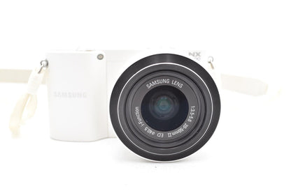 Samsung NX1000 Mirrorless Camera 20.3 MP with 20-50mm Lens, Good Condition