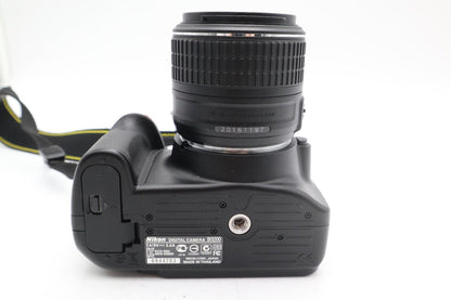 Nikon D3200 DSLR Camera 24.2MP with 18-55mm, Shutter Count 2456 V.G. REFURBISHED