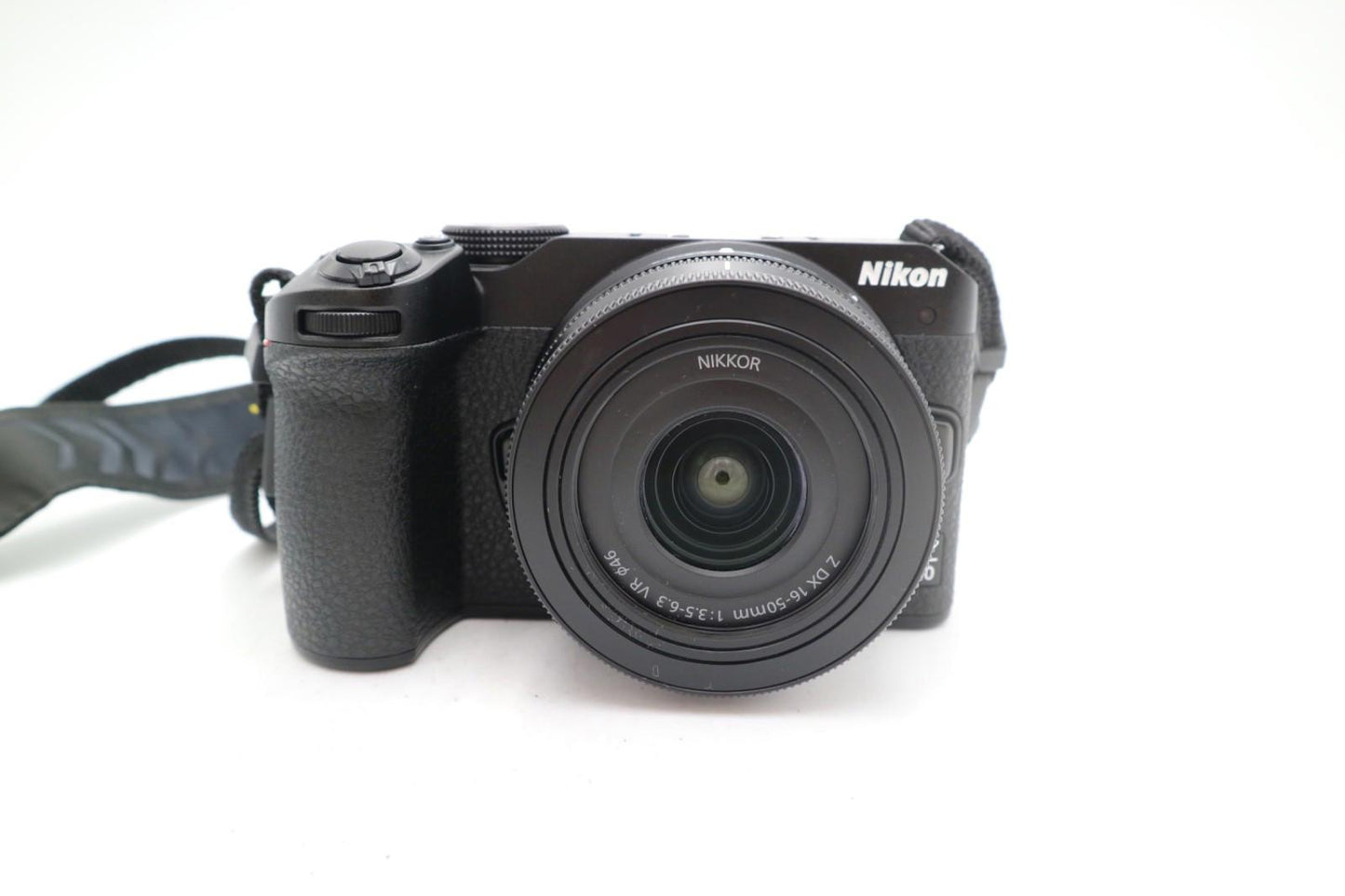 Nikon Z30 Mirrorless Camera 20.9MP with 16-50mm NIKKOR Z DX Shutter Count 1398