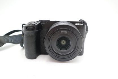 Nikon Z30 Mirrorless Camera 20.9MP with 16-50mm NIKKOR Z DX Shutter Count 1398