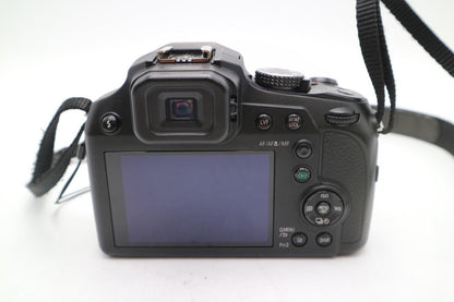 Panasonic LUMIX DMC-FZ82 Camera 16.1MP, Wi-Fi, 4K, 60x Zoom, Good Condition