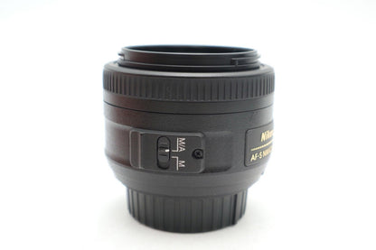 Nikon 35mm Prime Lens F1.8G AF-S DX SWM Very Sharp Portrait, Good REFURBISHED