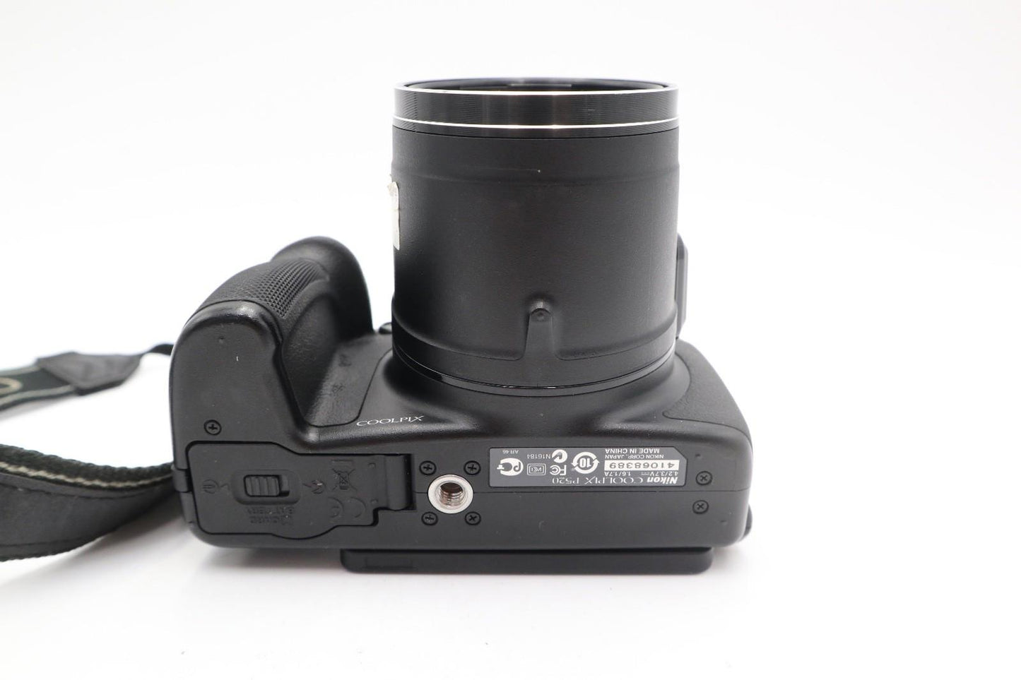 Nikon P520 Bridge Camera 18.1MP, 42x Optical Zoom, Good Condition