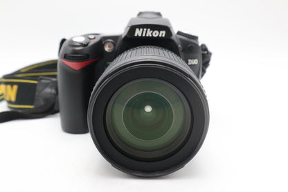 Nikon D90 DSLR Camera 12.3MP with 18-105mm, Shutter Count 4495, Good REFURBISHED