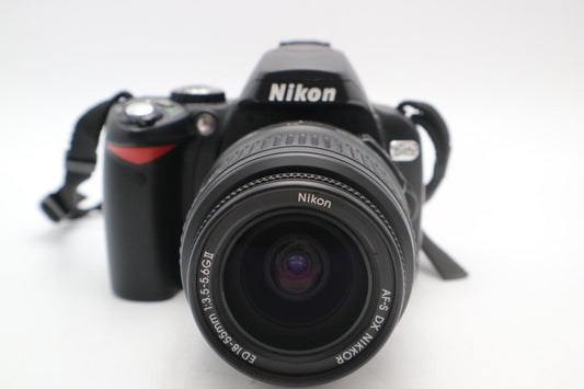 Nikon D40x Camera 10.2MP DSLR with 18-55mm, Shutter Count 2435, Good Condition