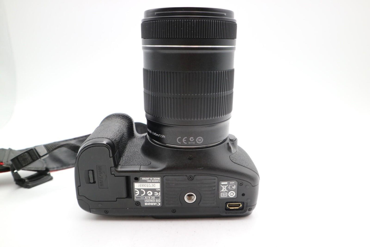 Canon 7D Camera DSLR 18MP with Canon 18-135mm IS STM Stabilised, Good Condition