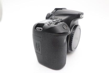 Canon 70D DSLR Camera 20.2MP Body Only, Shutter Count 18942, Good Condition